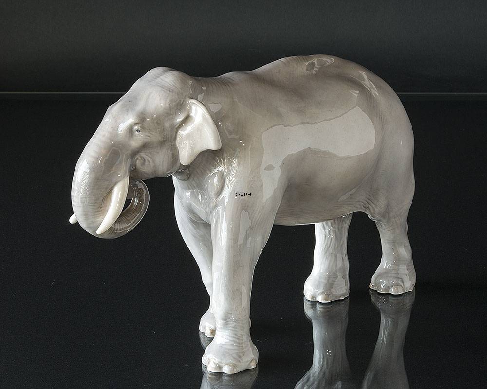 Elefant, stehend, Royal Copenhagen Figur Nr. 447 (1894-1922)