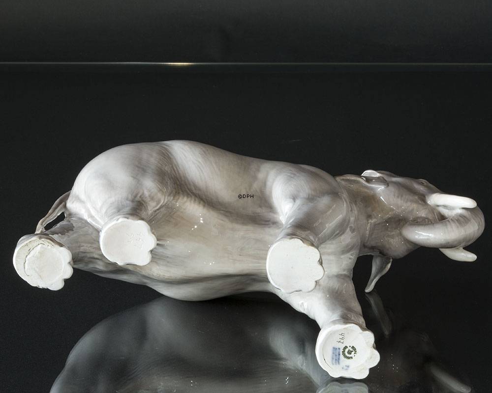 Elefant, stehend, Royal Copenhagen Figur Nr. 447 (1894-1922)