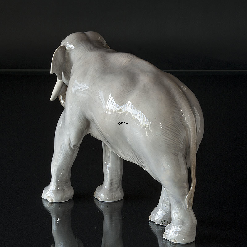 Elefant, stehend, Royal Copenhagen Figur Nr. 447 (1894-1922)