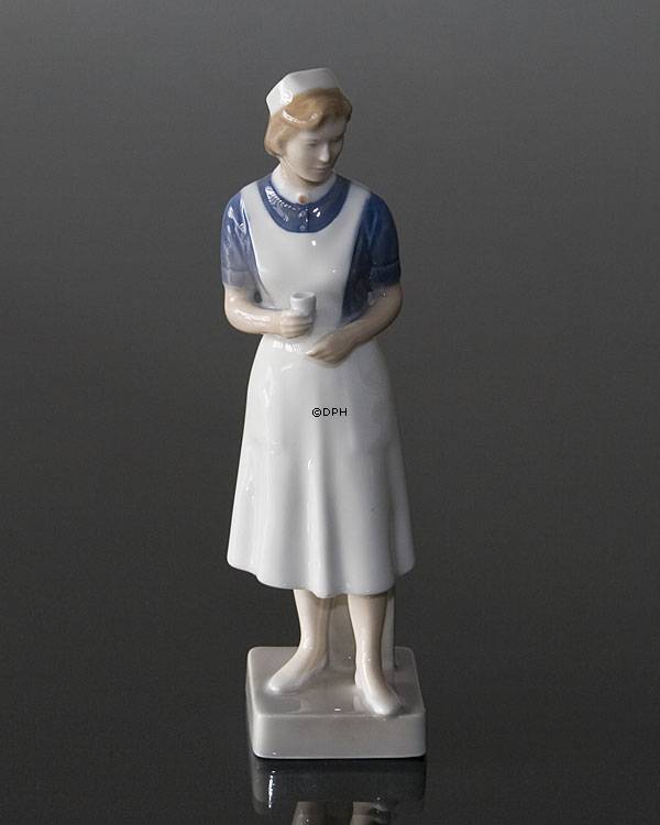 Krankenschwester, Royal Copenhagen Figur Nr. 156 oder 4507