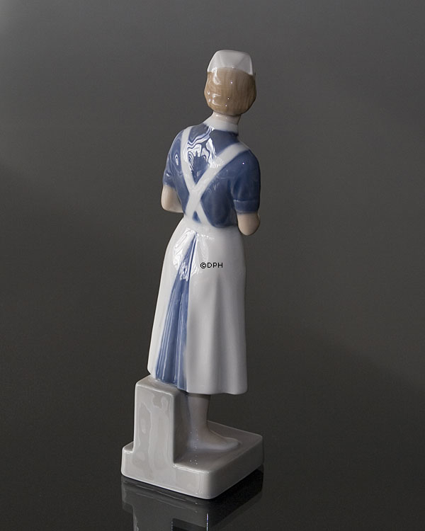 Krankenschwester, Royal Copenhagen Figur Nr. 156 oder 4507