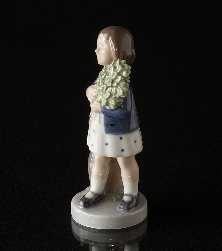 Mädchen mit Blumenstrauß, Mai, Royal Copenhagen monatliche Figur Nr. 4527