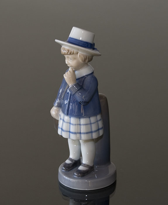 Mädchen mit Schulranzen, Royal Copenhagen Monatsfigur, September Nr. 4531