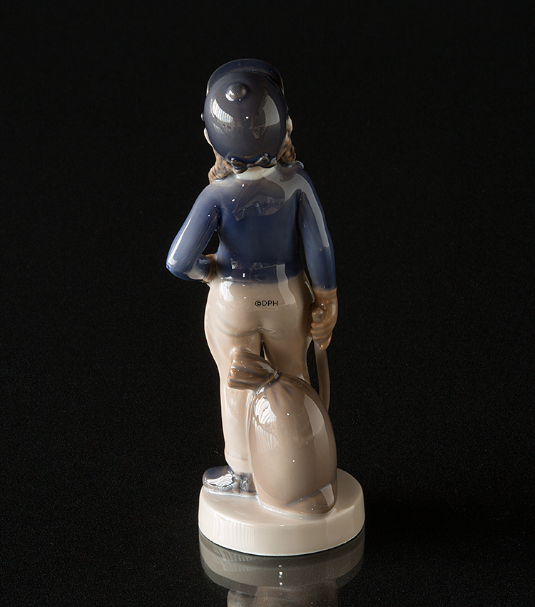 Mädchen im Reitbekleidung, November, Royal Copenhagen monatliche Figur Nr. 4533