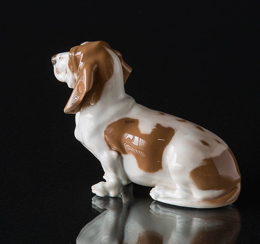 Basset Hound, Royal Copenhagen Hundefigur Nr. 4616