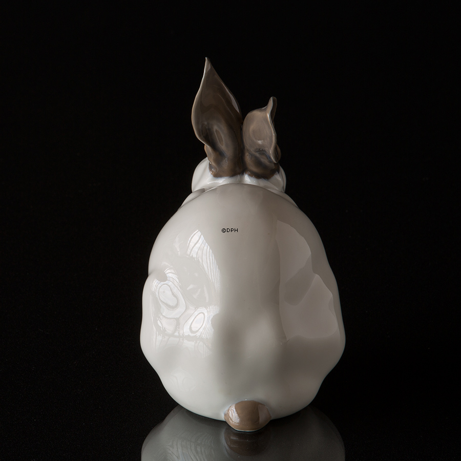 Sitzendes großes weißes Kaninchen, Royal Copenhagen Figur Nr. 4676