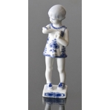 Mädchen mit Schmetterling, Blau gerippt, Royal Copenhagen Figur Nr. 4795