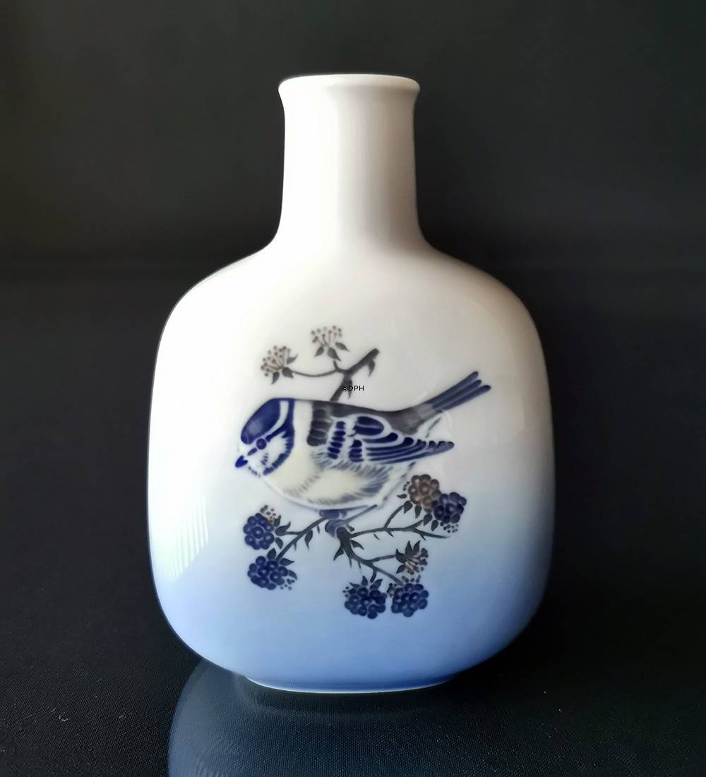 Vase mit Blaumeise, Royal Copenhagen Nr. 4880