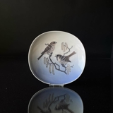 Teller oder Schale mit Haussperling, Royal Copenhagen Nr. 4937