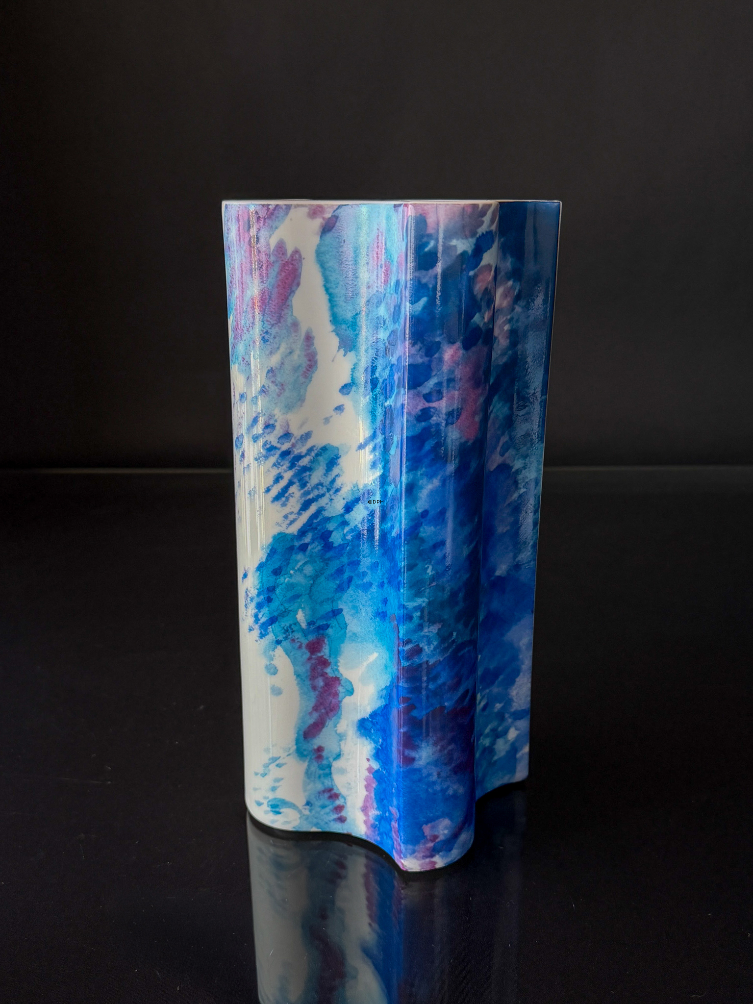 Royal Copenhagen Vase Ocean Nr. 513-213-5837 Modern, Grethe Meyer Design