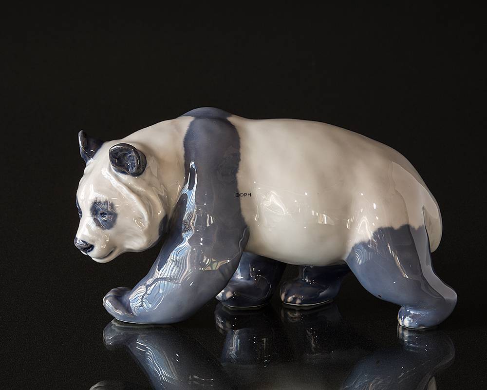 Panda, Royal Copenhagen Bärenfigur Nr. 5298