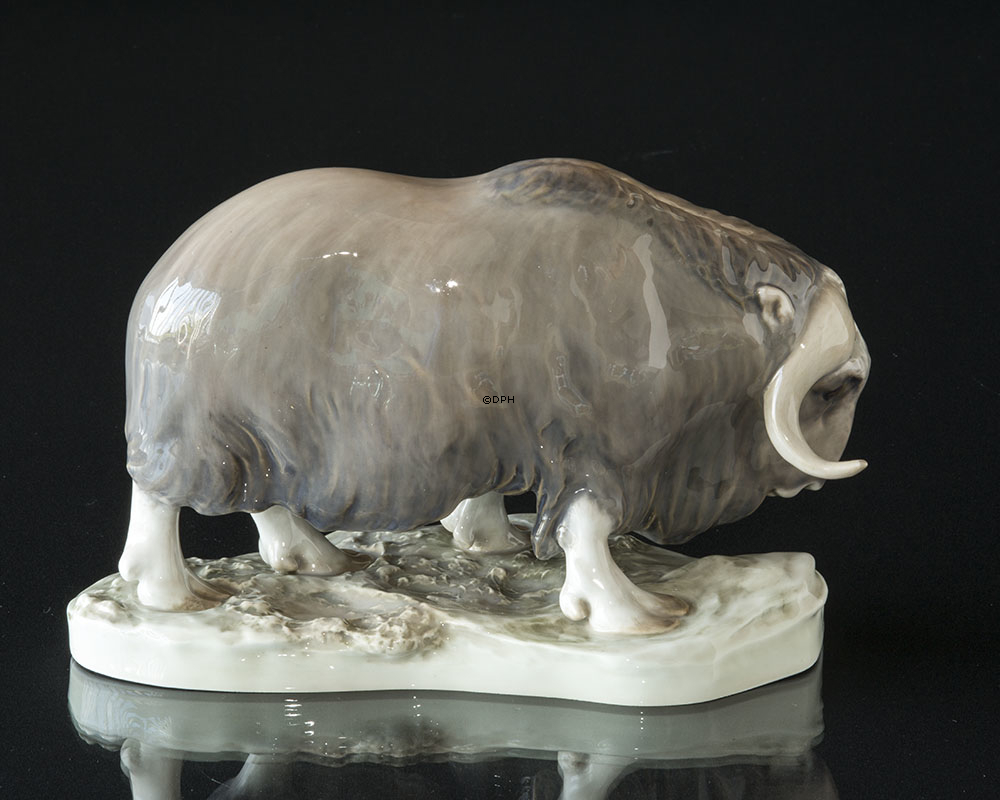 Moschusochse, Royal Copenhagen Figur 530 (1894-1922) Von den Hörnern repariert (Sehr selten)