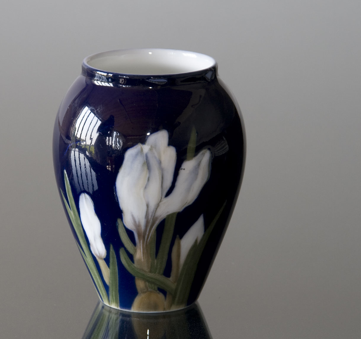 Vase mit Blume, Royal Copenhagen Nr. 590-271