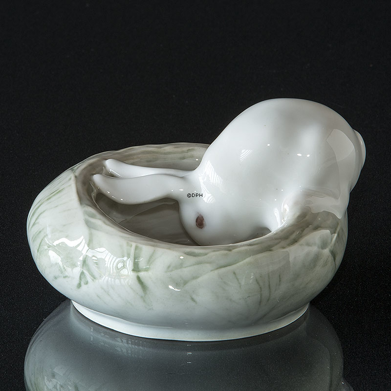 Schale mit Kaninchen, Royal Copenhagen Nr. 628