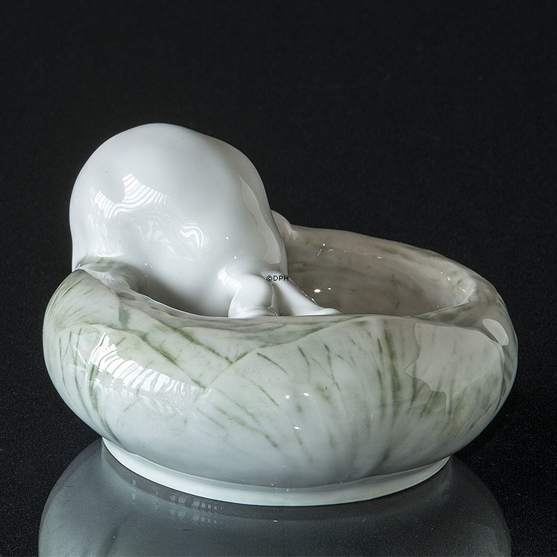 Schale mit Kaninchen, Royal Copenhagen Nr. 628