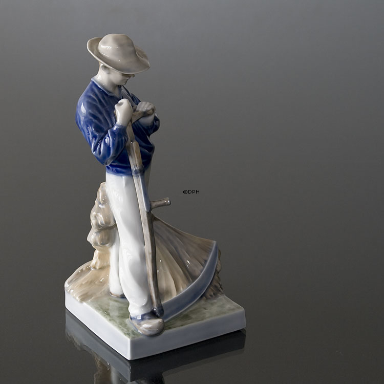 Mann mit Sense, Royal Copenhagen Figur Nr. 685