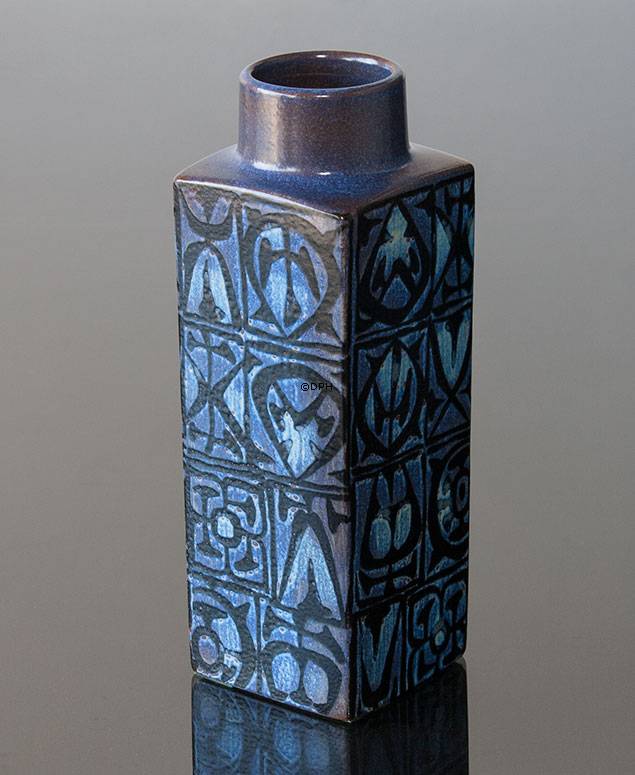 Fayencevase von Nils Thorsson, Royal Copenhagen Nr. 704-3259