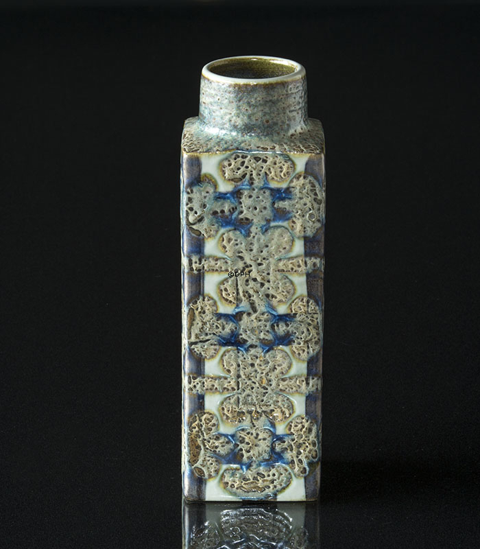 Fayencevase von Nils Thorssen, Royal Copenhagen Nr. 711-3455