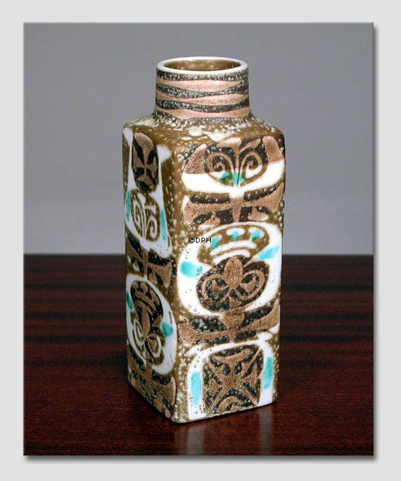 Fayencevase von Nils Thorssen, Royal Copenhagen Nr. 721-3258