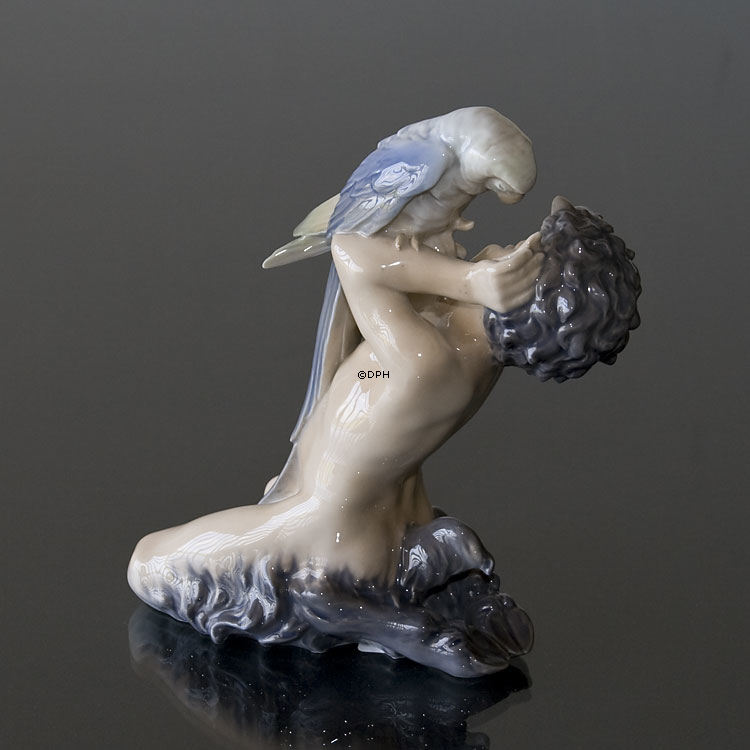 Satyr mit Papagei, Royal Copenhagen Figur Nr. 752