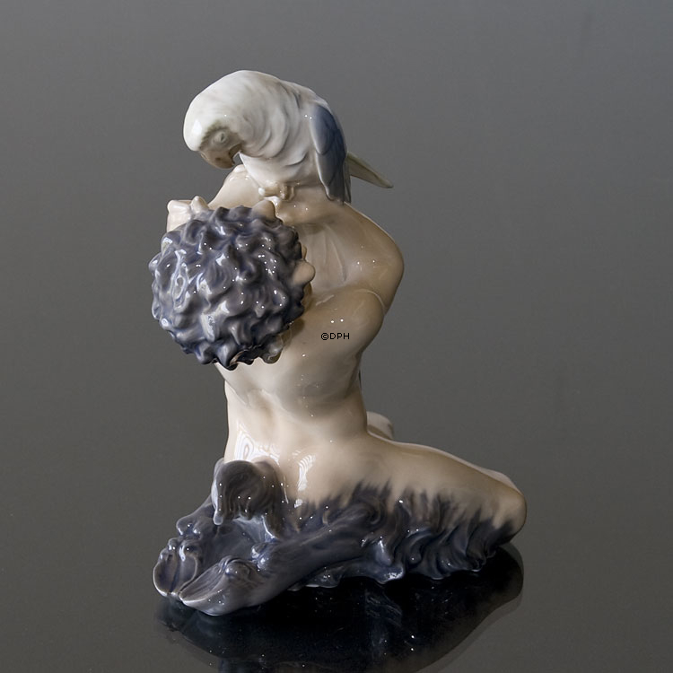 Satyr mit Papagei, Royal Copenhagen Figur Nr. 752