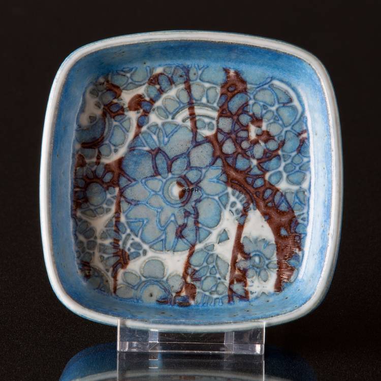 Fayenceschale von Johanne Gerber, Royal Copenhagen Nr. 780-2882