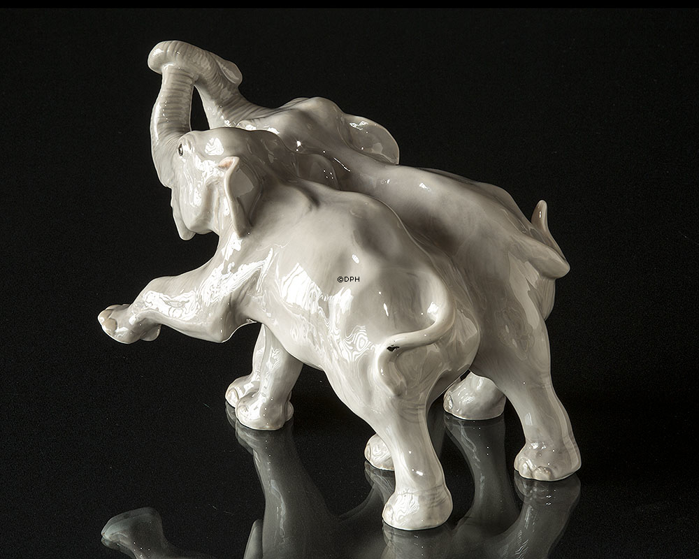 Stehende Elefanten, Paare, spielend, Royal Copenhagen Figur Nr. 802 (1894-1922) Sehr selten