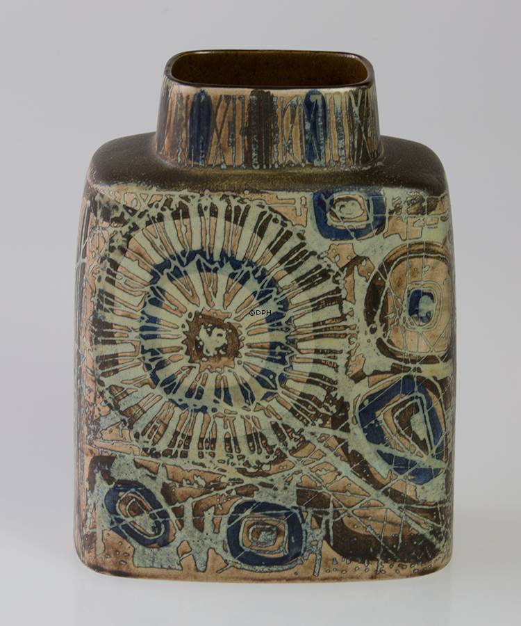 Fayencevase 19cm von Nils Thorssen, Royal Copenhagen Nr. 870-3121