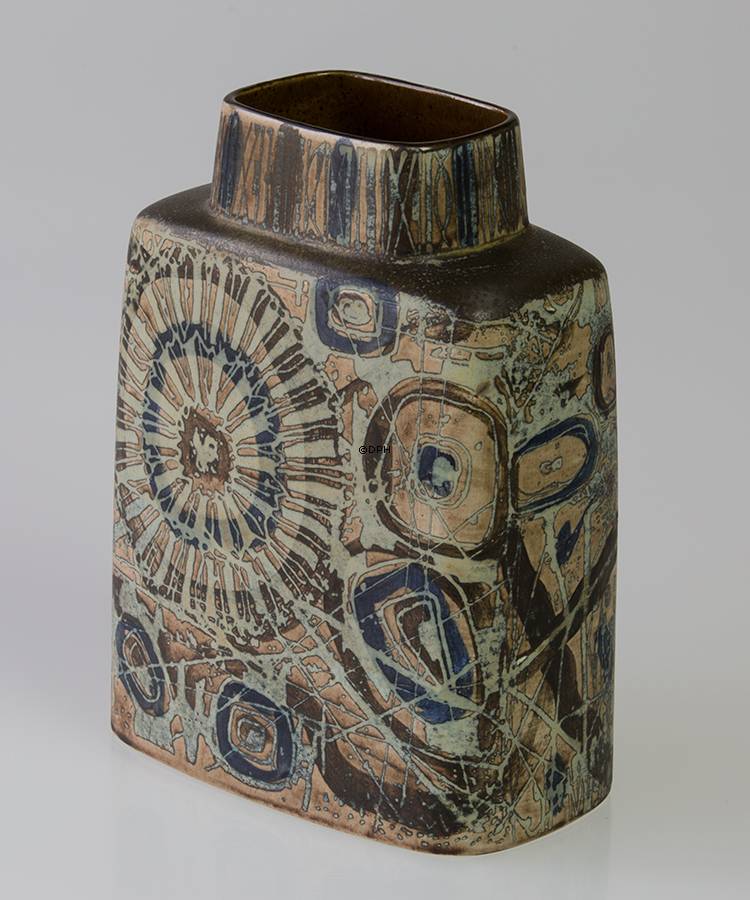 Fayencevase 19cm von Nils Thorssen, Royal Copenhagen Nr. 870-3121