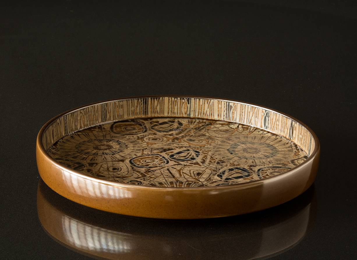 Fayenceschale von Nils Thorssen, Royal Copenhagen Nr. 870-3293