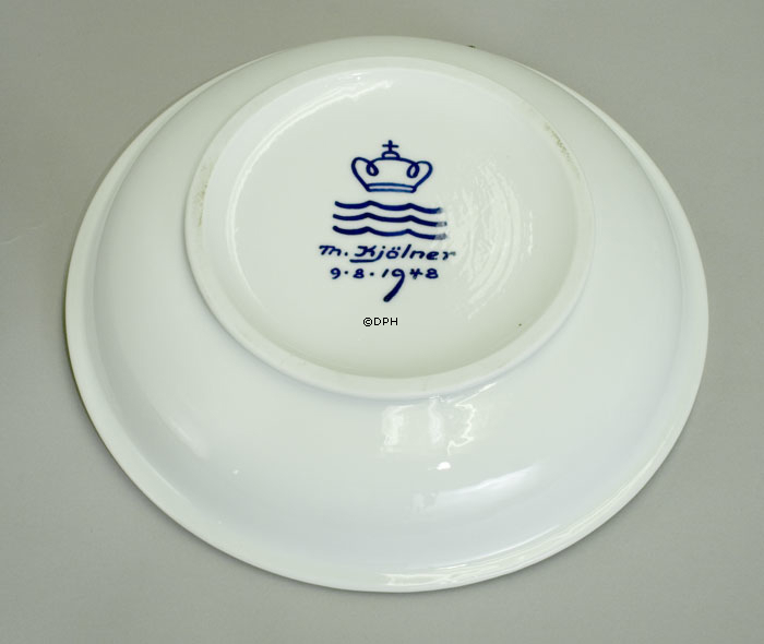 Schale mit Fischerboot handbemalt von Th. Kjölner, Royal Copenhagen Nr. 9-8-1948-3606