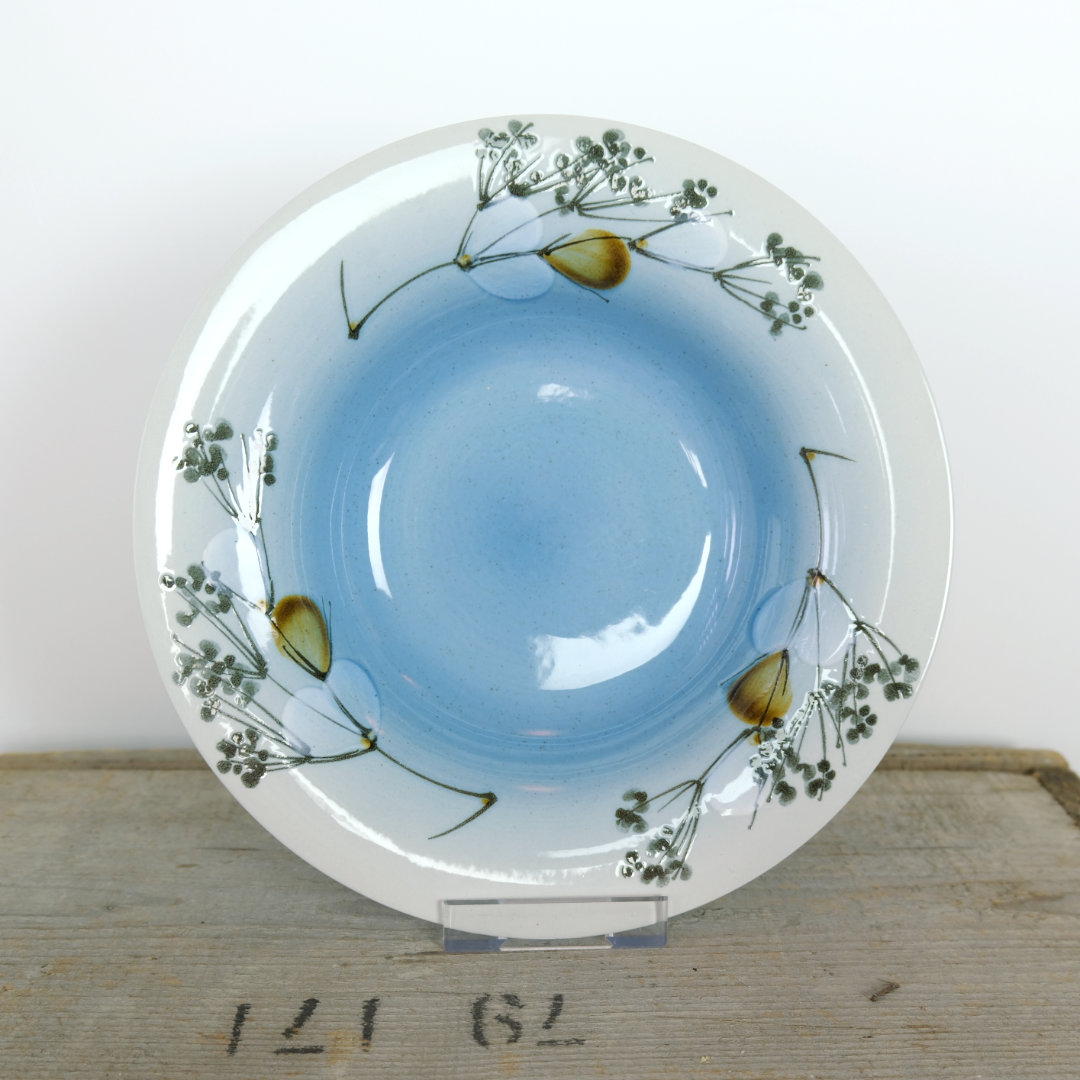 Schale mit Blumen und Zweigen, Royal Copenhagen Nr. 967-3840