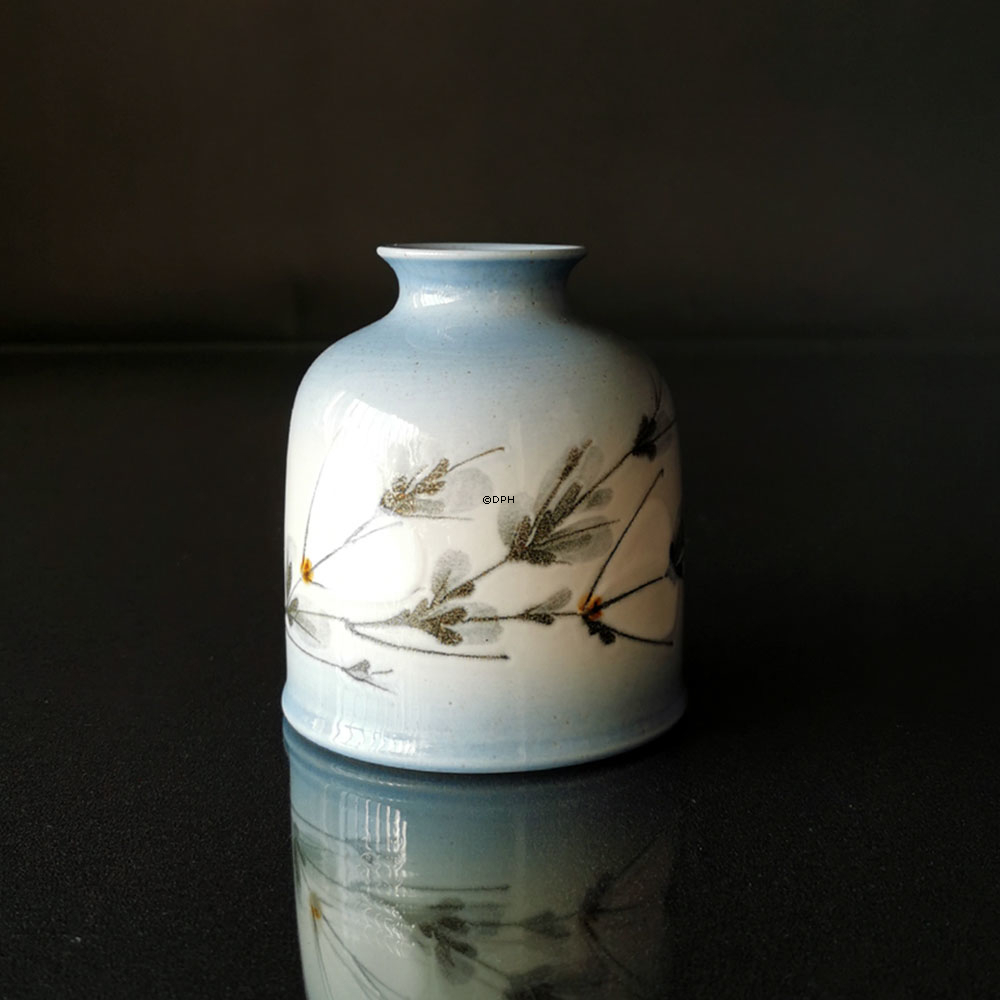 Vase mit Blumen und Zweigen, Royal Copenhagen Nr. 967-3891