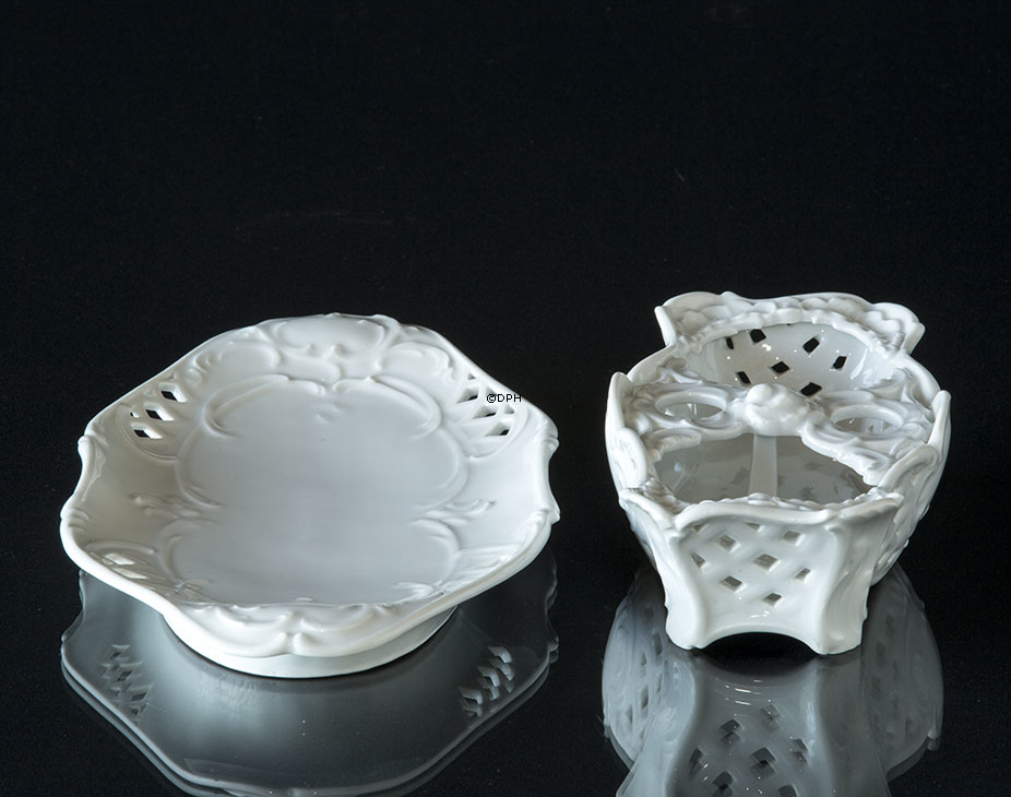 Weiße Dekorationssatz in zwei Teile 27cm, Royal Copenhagen (1870-1893