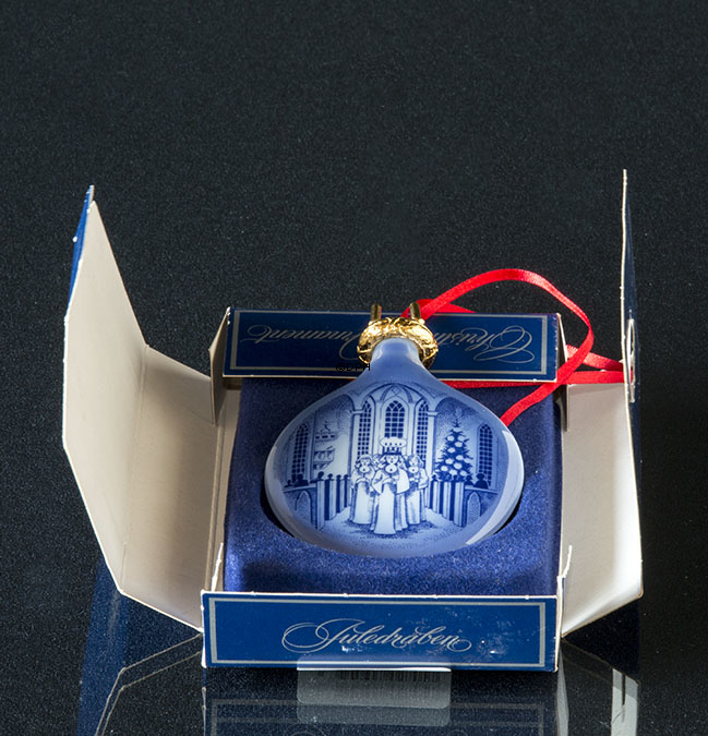 1991 Royal Copenhagen Ornament, Weihnachtstropfen