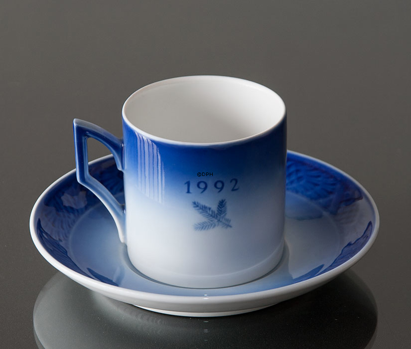 1992 Royal Copenhagen Weihnachtstasse, Königliche Kutsche