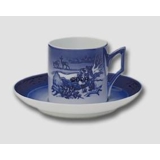 2002 Royal Copenhagen Weihnachtstasse, Der Wald im Winter