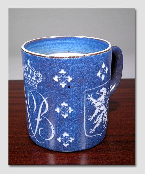 Weihnachtsbecher mit Königin Fabiola, Royal Copenhagen