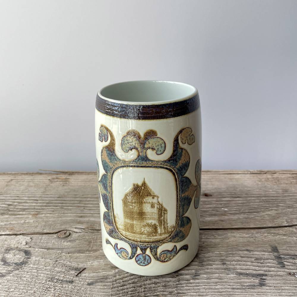 Becher "Nyborg 800 Jahre" 1271-1971, Royal Copenhagen