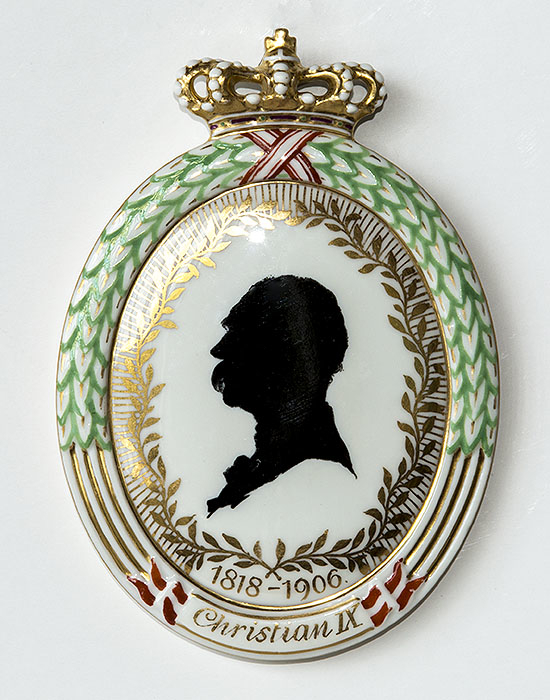1906 Royal Copenhagen Teller, Silhouette von Christian IX 1818-1906