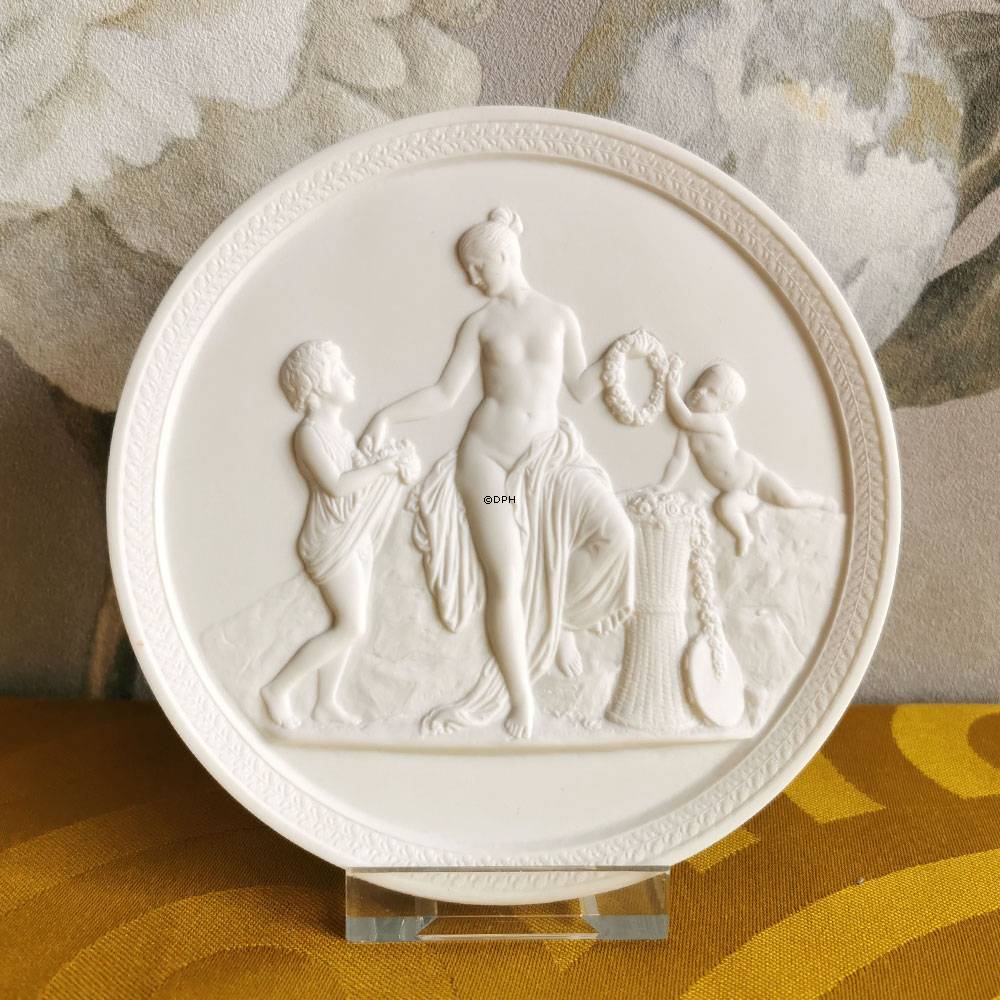 Royal Copenhagen Thorvaldsen Biskuitteller Frühling