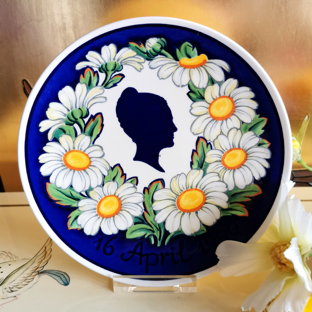 Royal Copenhagen Gedenkteller, Königin Margrethe, 16. April April