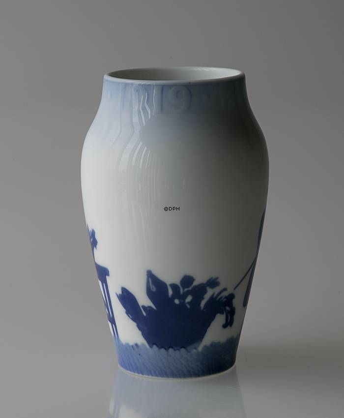 Vase "Rundskuedag" Royal Copenhagen 1919