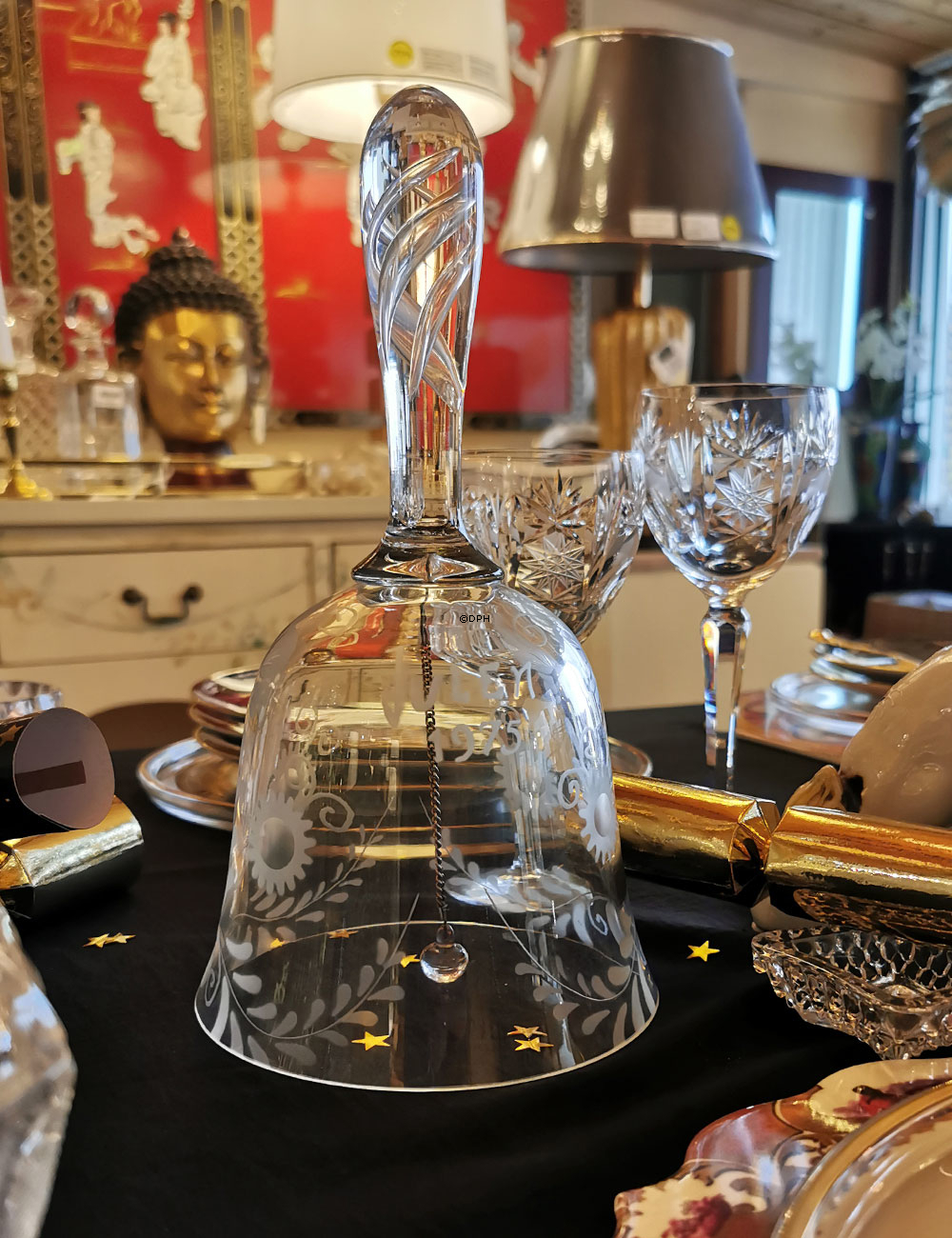 Glasglocke 1975, groß