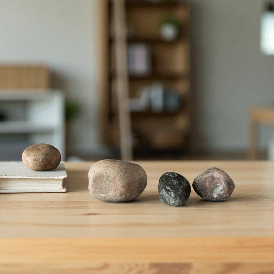 Polierter ungewaschener und unbehandelter Stein, 1 Stk. - Dekorativer Naturstein 8-17cm, sortiert