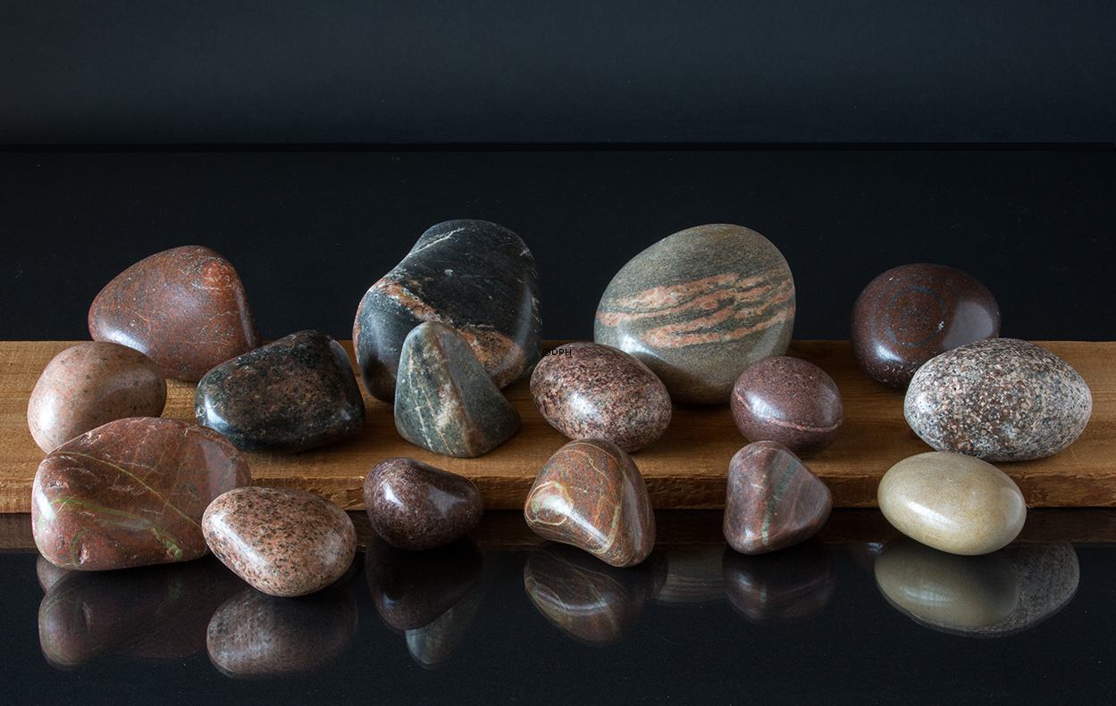 Polierter ungewaschener und unbehandelter Stein, 1 Stk. - Dekorativer Naturstein 8-17cm, sortiert