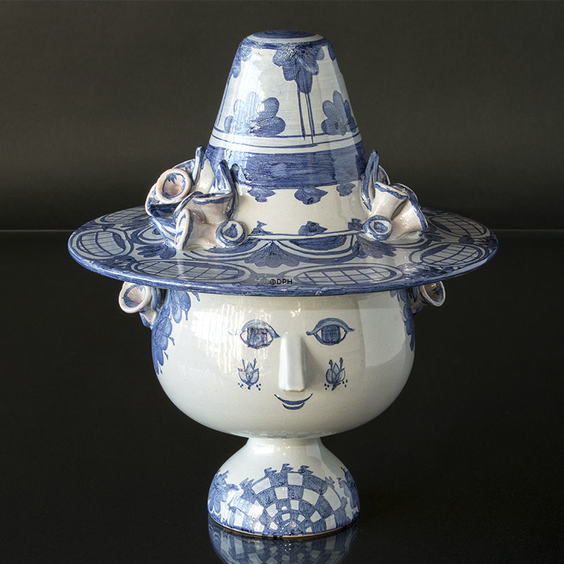 Wiinblad Vase mit Hut Nr. 52 handbemalt, blau / weiß