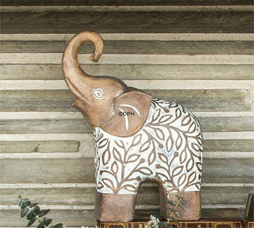 Elefant mit Schnabel hoch, Beige Polyresin