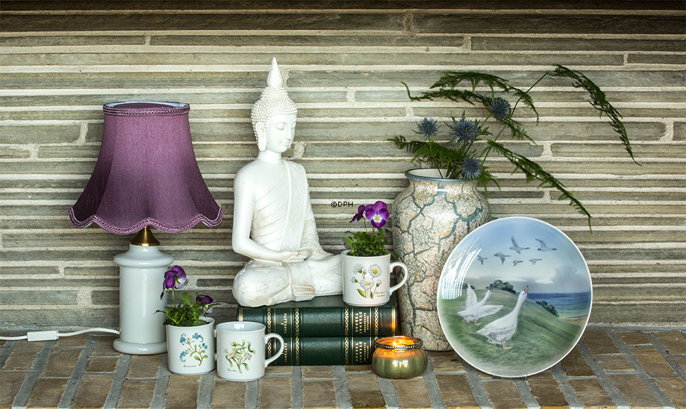 Buddha sitzend in Meditation Dhyana Mudra, Weiß Polyresin