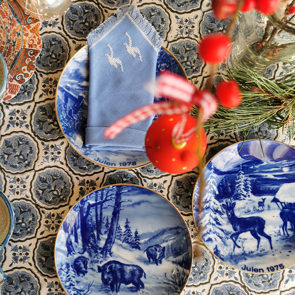 1975 Wallendorf Weihnachtsteller, Hirsch im Schnee